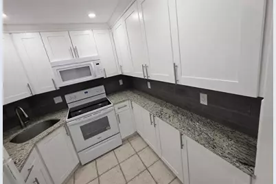 3200 NE 7th Ct, Unit #205C, Pompano Beach, FL 33062 - Photo 8