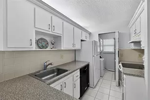 2920 NE 8th Terrace, Oakland Park, FL 33334 - Photo 18