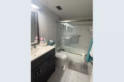 32  Abbey Ln, Unit #207, Delray Beach, FL 33446 - Photo 14