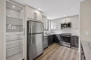 1401 NE 9th St, Fort Lauderdale, FL 33304 - Photo 6