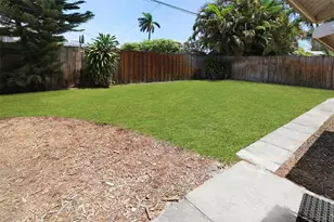 131 NE 55th St, Oakland Park, FL 33334 - Photo 18