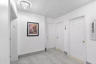 19885 NE 22nd Ave, Miami, FL 33180 - Photo 50