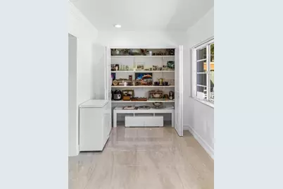 19885 NE 22nd Ave, Miami, FL 33180 - Photo 26