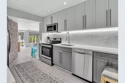 81 NW 47th Ct, Fort Lauderdale, FL 33309 - Photo 22