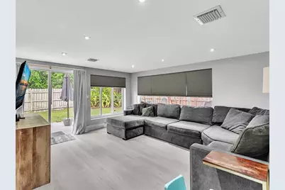 81 NW 47th Ct, Fort Lauderdale, FL 33309 - Photo 26