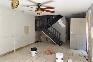 1700 Embassy Dr Unit, West Palm Beach, FL 33401 - Photo 4