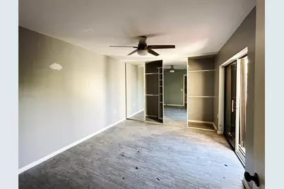 1700  Embassy Dr, Unit #402, West Palm Beach, FL 33401 - Photo 8