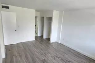 2175 NE 170th St, North Miami Beach, FL 33162 - Photo 4