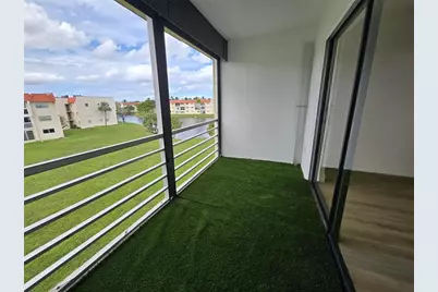 3001 E Sunrise Lakes Dr, Unit #303, Sunrise, FL 33322 - Photo 38