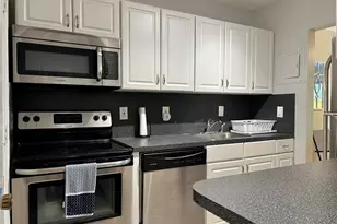 2271 NE 68th St, Fort Lauderdale, FL 33308 - Photo 2