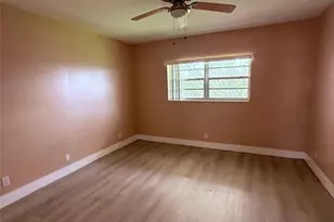 4730 NW 10th Ct, Plantation, FL 33313 - Photo 4