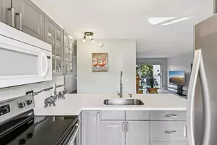 2131 NE 42nd Ct, Lighthouse Point, FL 33064 - Photo 16