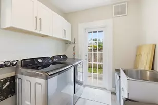 819 Lytle St, West Palm Beach, FL 33405 - Photo 6