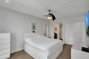 4200 Hillcrest Dr, Hollywood, FL 33021 - Photo 12