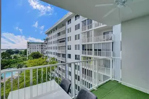 4200 Hillcrest Dr, Hollywood, FL 33021 - Photo 20