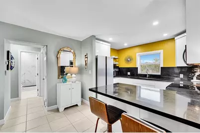 1581 NE 34th Ct, Unit #215, Oakland Park, FL 33334 - Photo 4