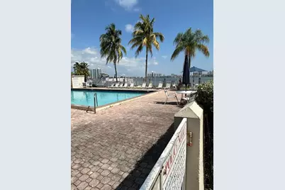 2821 NE N Miami Beach Blvd, Unit #3M, North Miami Beach, FL 33160 - Photo 6