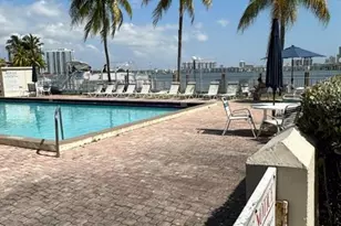 2821 NE N Miami Beach Blvd Unit, North Miami Beach, FL 33160 - Photo 6