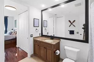 347 N New River Dr E, Fort Lauderdale, FL 33301 - Photo 32