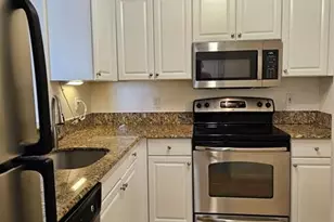 2731 Ocean Club Blvd, Hollywood, FL 33019 - Photo 6