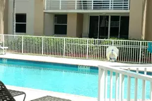 2731 Ocean Club Blvd, Hollywood, FL 33019 - Photo 2