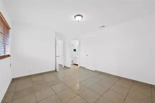 2906 S University Dr, Davie, FL 33328 - Photo 10