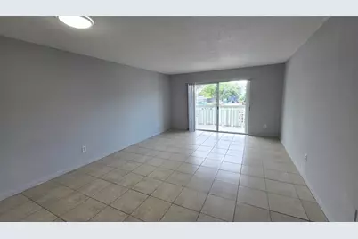 15221 NE 6th Ave, Unit #A204, Miami, FL 33162 - Photo 6