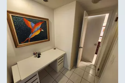 1201  Hillcrest Ct, Unit #105, Hollywood, FL 33021 - Photo 16