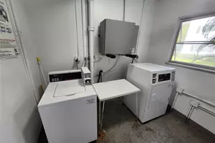 1201 Hillcrest Ct, Hollywood, FL 33021 - Photo 18