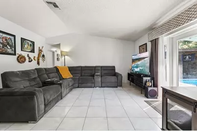 8610 NW 46th St, Lauderhill, FL 33351 - Photo 46