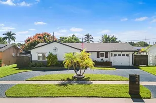 8610 NW 46th St, Lauderhill, FL 33351 - Photo 4