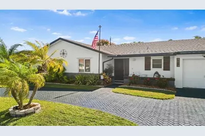 8610 NW 46th St, Lauderhill, FL 33351 - Photo 2