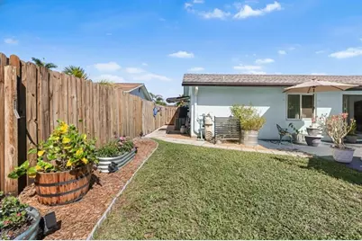 8610 NW 46th St, Lauderhill, FL 33351 - Photo 54