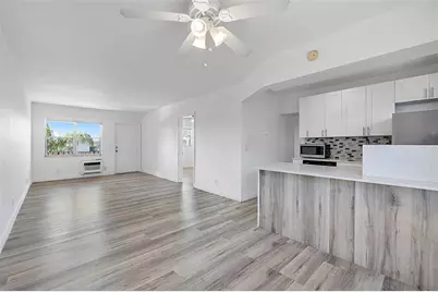 1100 NE 9th Ave, Unit #302, Fort Lauderdale, FL 33304 - Photo 8