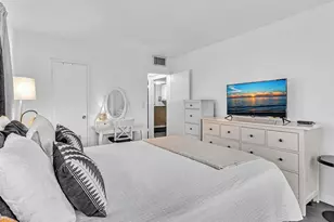 2555 NE 11th St, Fort Lauderdale, FL 33304 - Photo 24