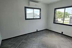 21511 NW 3rd St, Pembroke Pines, FL 33029 - Photo 10