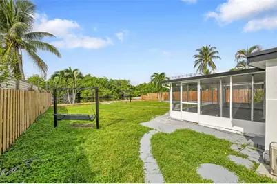 4697 SW 35th Ave, Fort Lauderdale, FL 33312 - Photo 12
