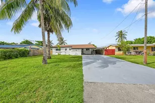 4697 SW 35th Ave, Fort Lauderdale, FL 33312 - Photo 2