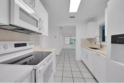 4697 SW 35th Ave, Fort Lauderdale, FL 33312 - Photo 16