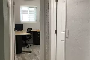 8260 NW 11th Ct, Pembroke Pines, FL 33024 - Photo 10