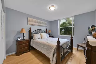 2711 Ocean Club Blvd, Hollywood, FL 33019 - Photo 8