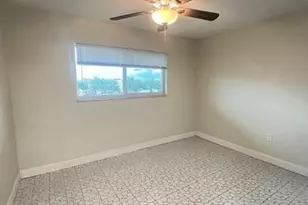 8515 Sunrise Lakes Blvd, Sunrise, FL 33322 - Photo 12