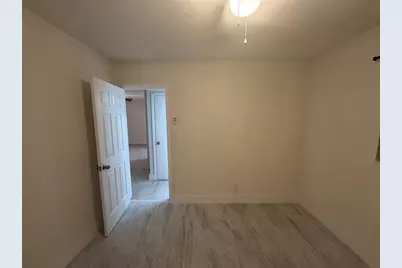 604 NW 10th St, Unit #B, Hallandale Beach, FL 33009 - Photo 8