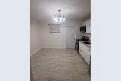 604 NW 10th St, Unit #B, Hallandale Beach, FL 33009 - Photo 4