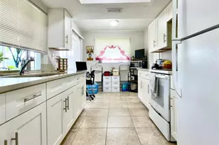 4510 NW 46th St, Tamarac, FL 33319 - Photo 12