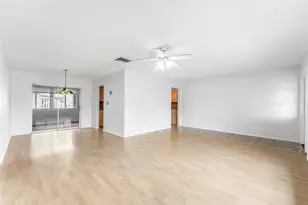 4706 NW 43rd Terrace, Tamarac, FL 33319 - Photo 4