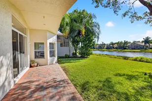 9870 Casa Mar Dr, Lake Worth, FL 33467 - Photo 22