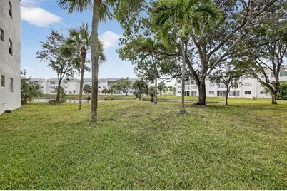 8130  Sunrise Lakes Blvd, Unit #309, Sunrise, FL 33322 - Photo 30