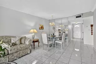 8130 Sunrise Lakes Blvd, Sunrise, FL 33322 - Photo 14