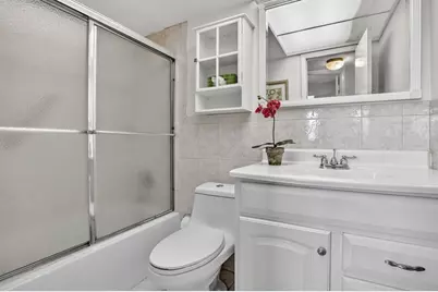 8130  Sunrise Lakes Blvd, Unit #309, Sunrise, FL 33322 - Photo 28